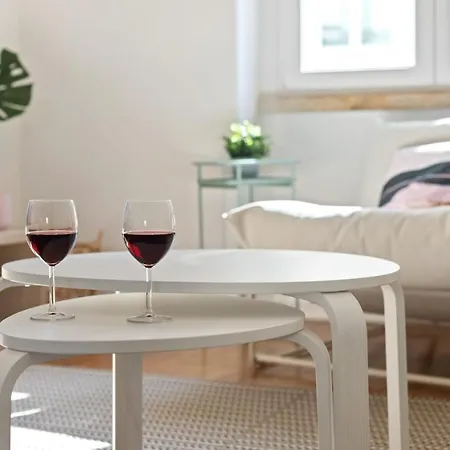 Stunning 2-bedroom In Benfica, Appartamento