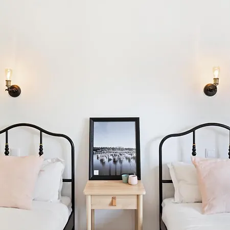 Stunning 2-bedroom In Benfica, Appartamento *